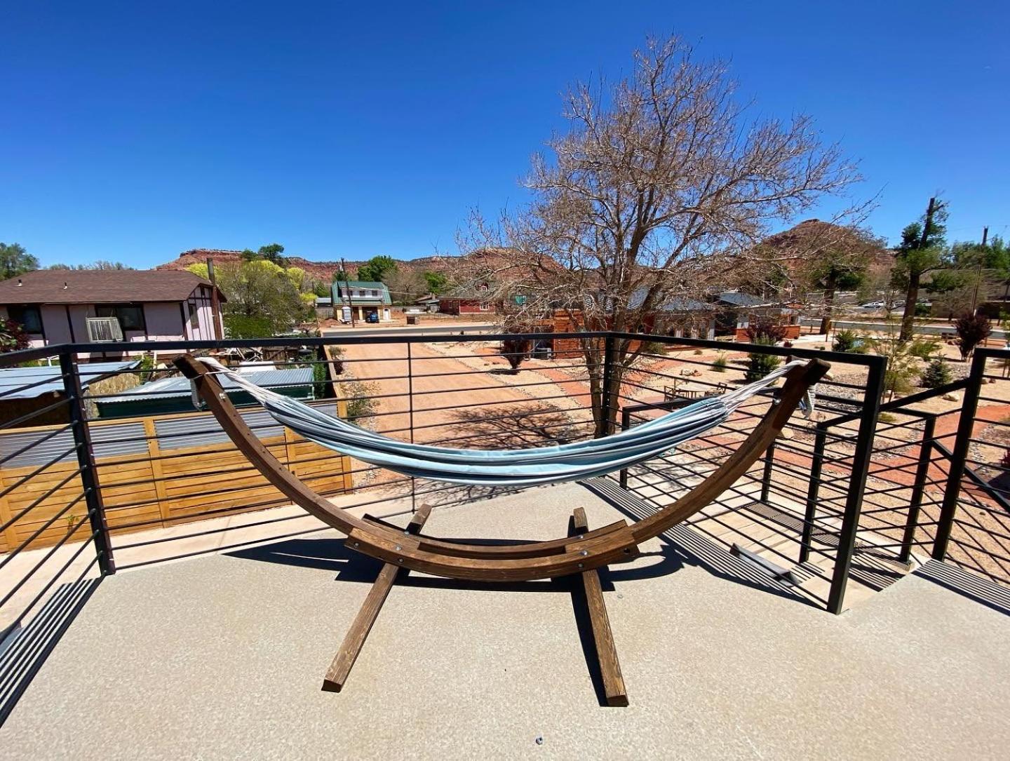 Timber & Tin G 2Bed 2Bath W Pool & Rooftop Deck Канаб Екстер'єр фото